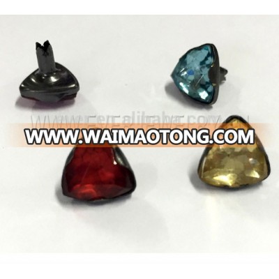 2017 New Hot Triangle stone Rivet 10mm